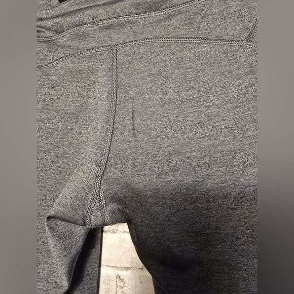 Nike Dri Fit Leggings Size Medium (M) - Picture 6 of 6